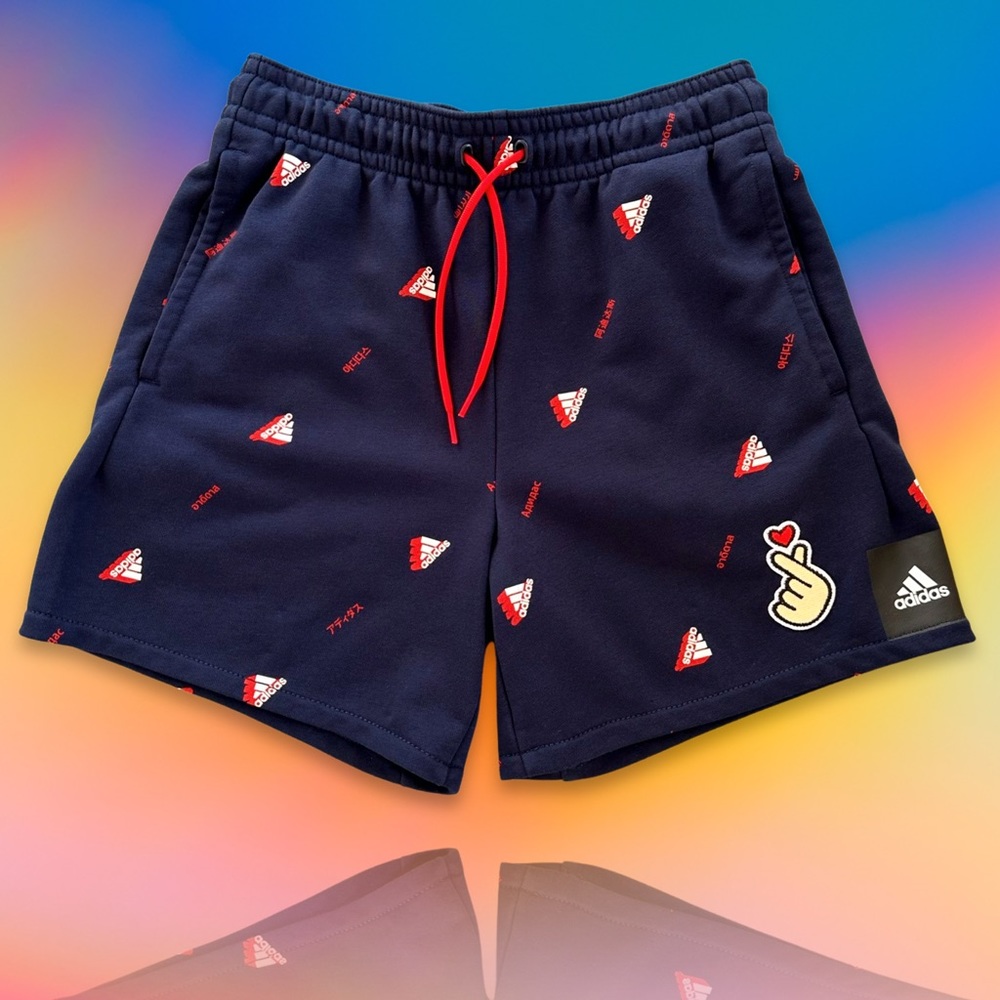 RARE ADIDAS 5” SHORTS |🫰🏼EMBROIDERED
PATCHWORK | SIZE SMALL | NAVY BLUE | NWT